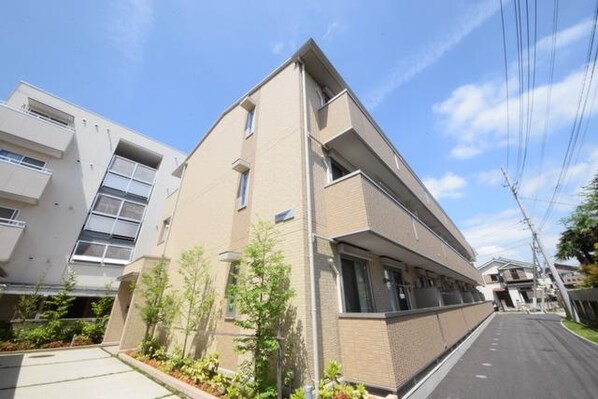 アルバトロスの物件外観写真